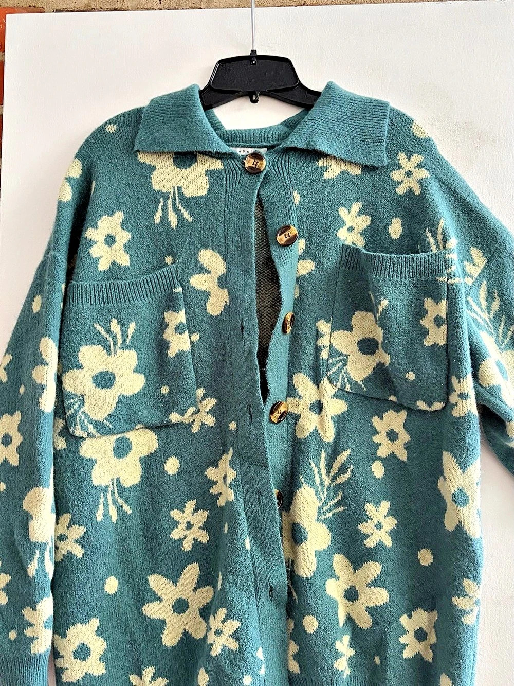 Baevely Green Floral Knit Button Front Cardigan Sweater Like New